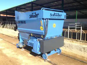 excellent  rail feed mixer wagon sahinler animal cattle feeder 5-6-8-10-12 m3