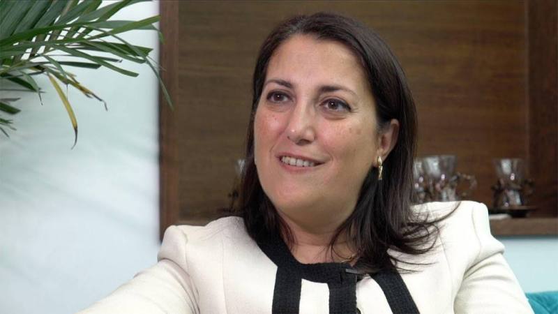 Ticaret Bakan Yardımcısı Gonca Yılmaz Batur, cgtn tv'ye asimetrik türkiye çin ticareti hakkında konuşuyor