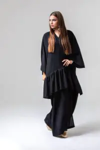 Amazon Black Abaya with Ruffle Det