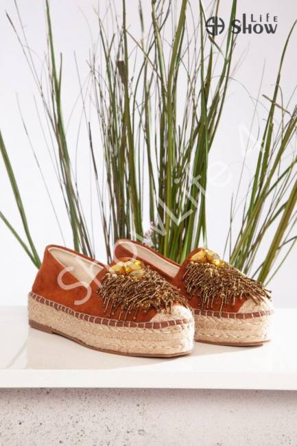 Showlife suede slip on decorated e