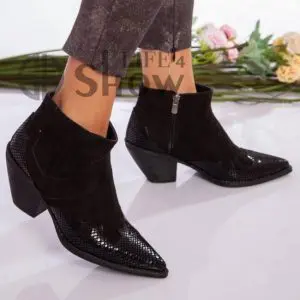 Young Women Black Ankle Boots Fall