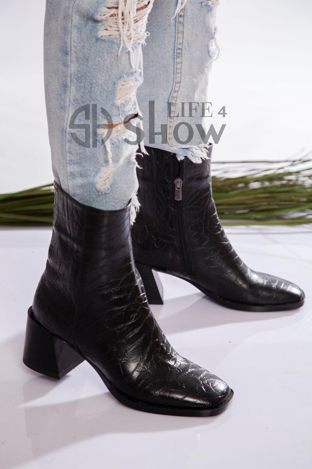 Details about   Size 34-46 Women Leather Riding Mid Calf Boots Casual Flat Outdoor Combat Shoes 