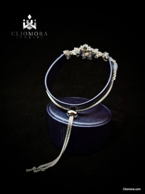 Outrageous bracelet showy cliomora