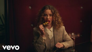 cyn - drinks (offizielles Video)