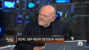 More than ever before, liquidity will be relevant going forward: Real estate mogul Sam Zell