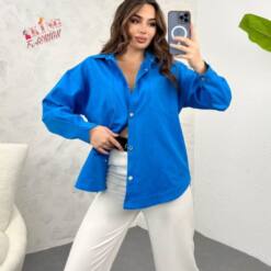 King Fashion bietet im Großhandel Leinenhemden für Damen in den Größen 38-46 an.