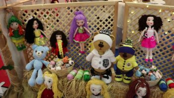 handmade cotton crochet dolls: ilmek bebek - a curiosity