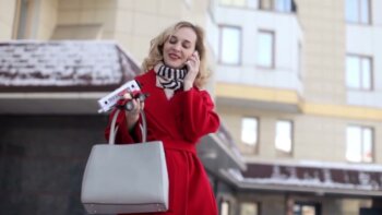 discover the top 5 best luxury handbags for women - curate your ultimate fashion must-haves!