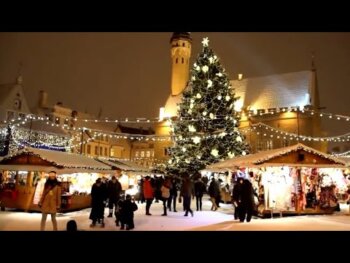discover unique christmas traditions in great britain!